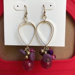 Color NWT purple pink gold Berry dangle earrings